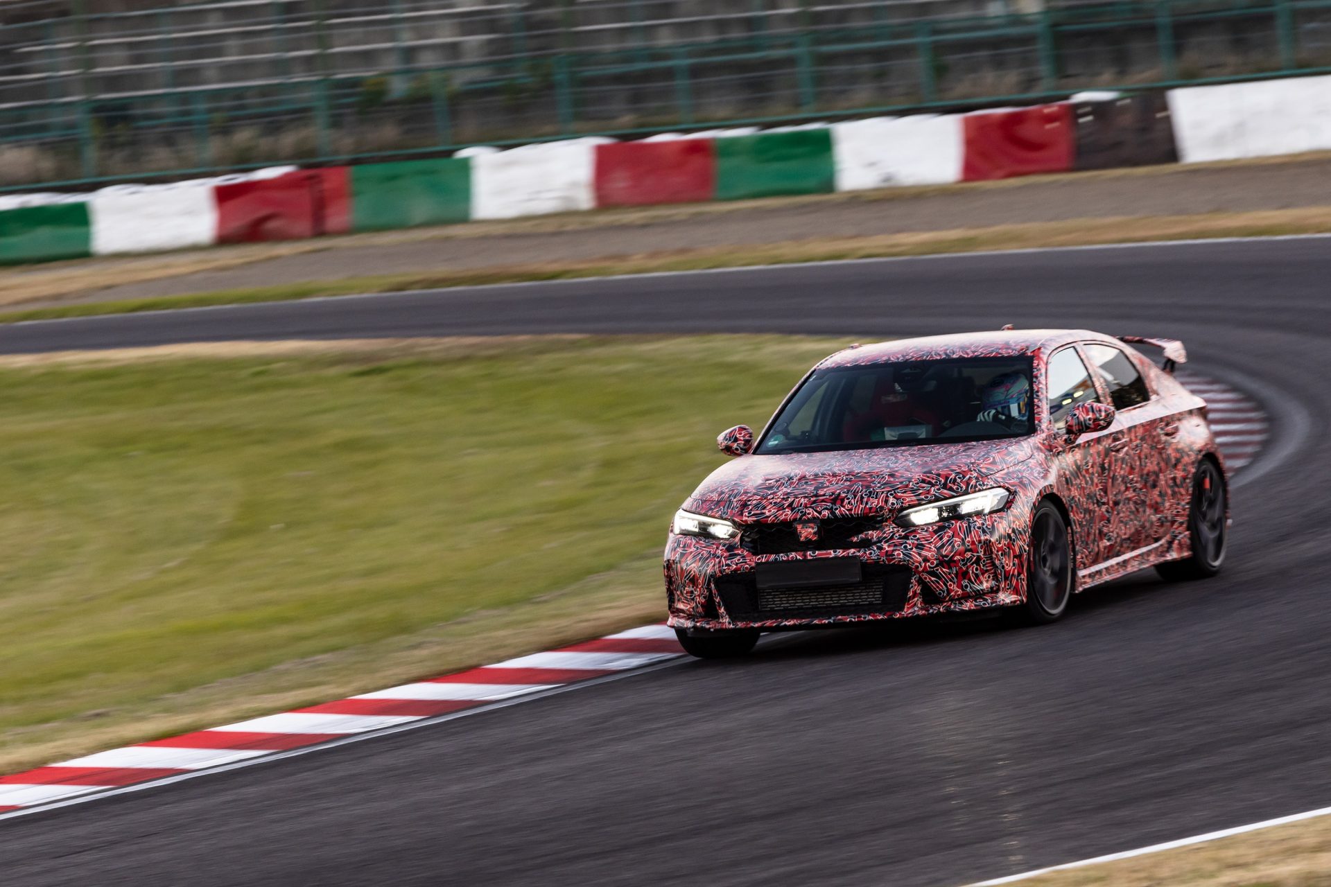 Yeni Civic Type R daha tanıtılmadan rekor haberleri gelmeye başladı