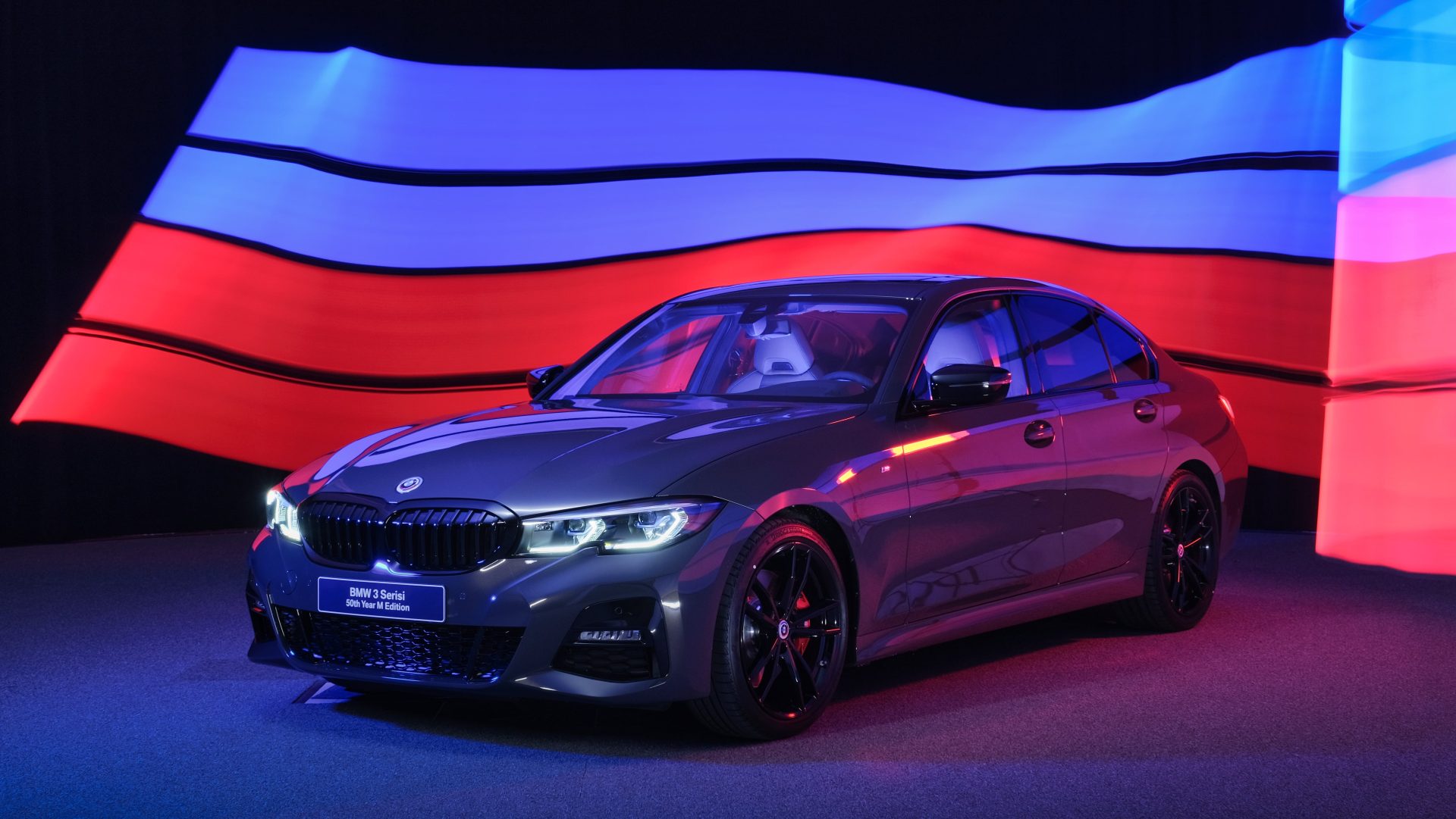 BMW, 50. yılını 50th Year M Edition modelleri ile kutluyor