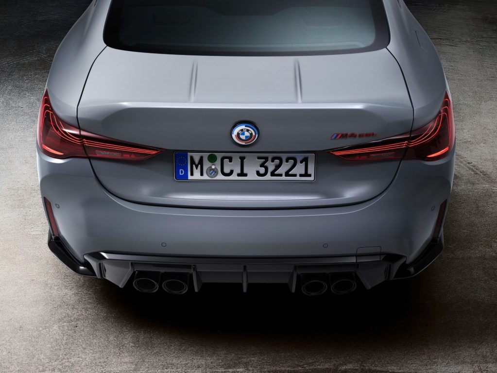 Yeni BMW M4 CSL : Yarışçı ruh yola çıkıyor