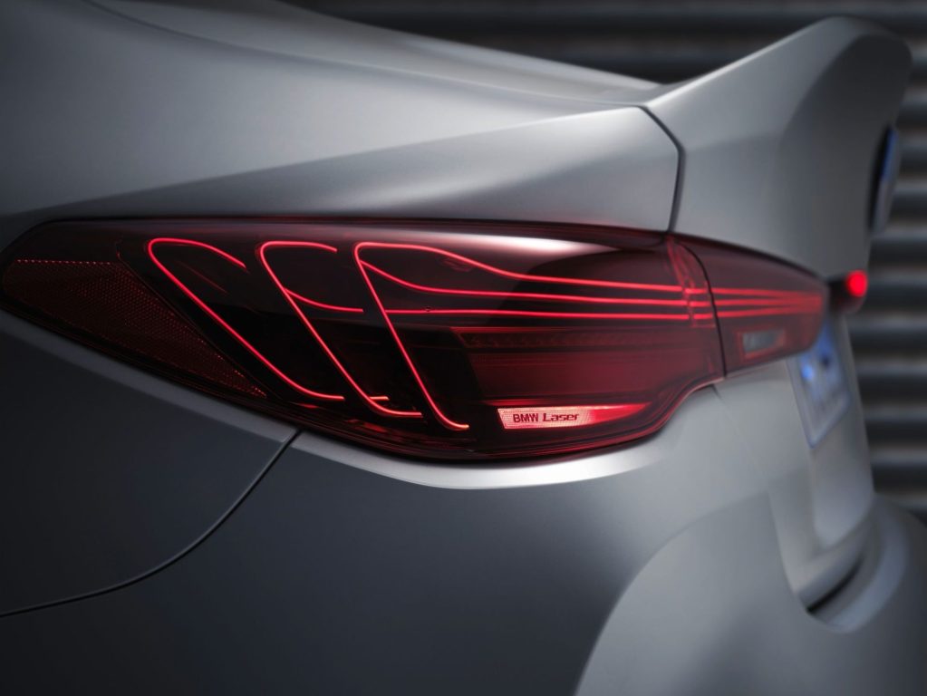 Yeni BMW M4 CSL : Yarışçı ruh yola çıkıyor