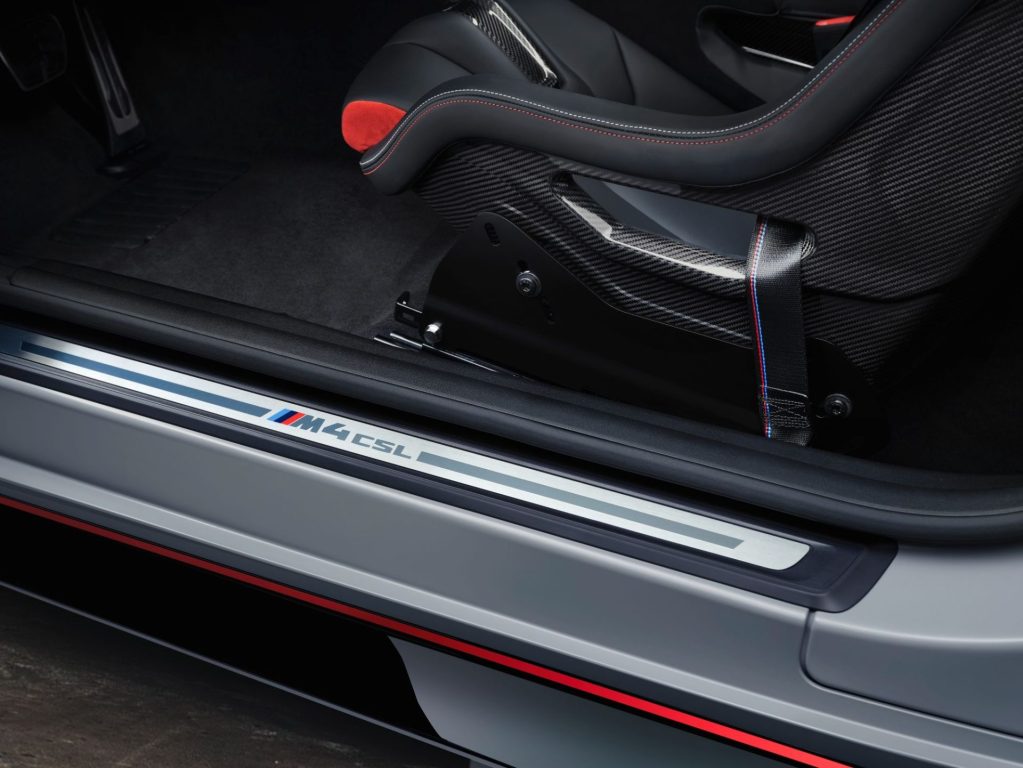 Yeni BMW M4 CSL : Yarışçı ruh yola çıkıyor