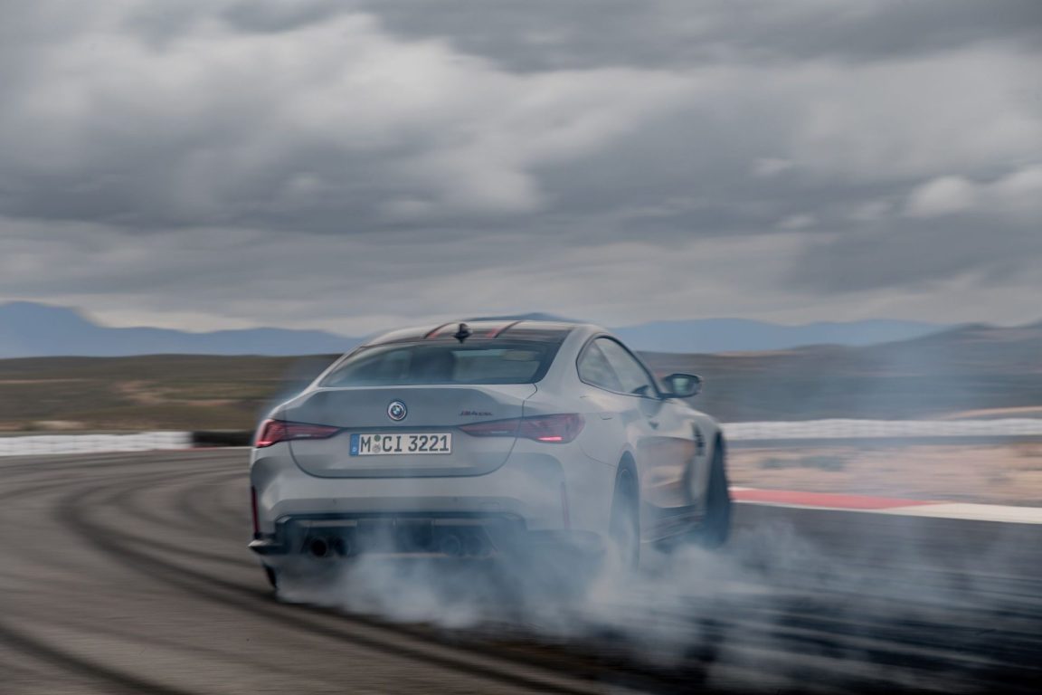 Yeni BMW M4 CSL : Yarışçı ruh yola çıkıyor