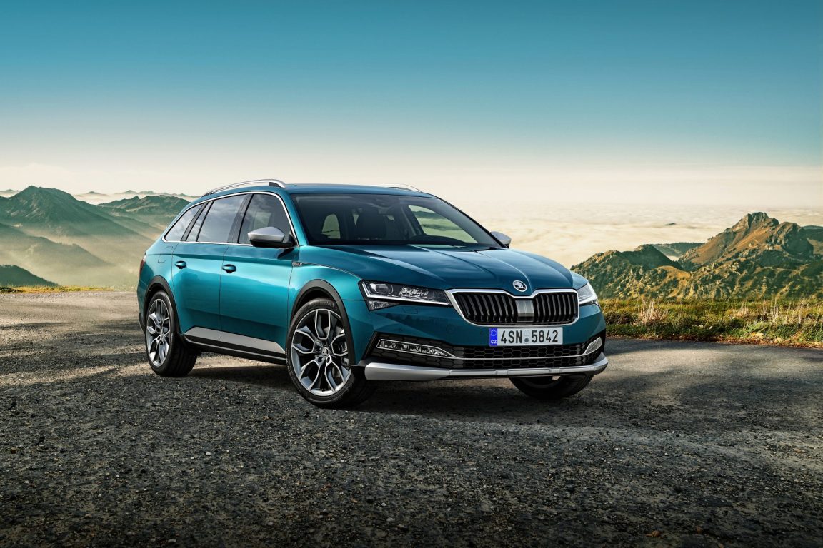 SKODA’nın maceraperest modeli SUPERB COMBI SCOUT, satışa sunuldu