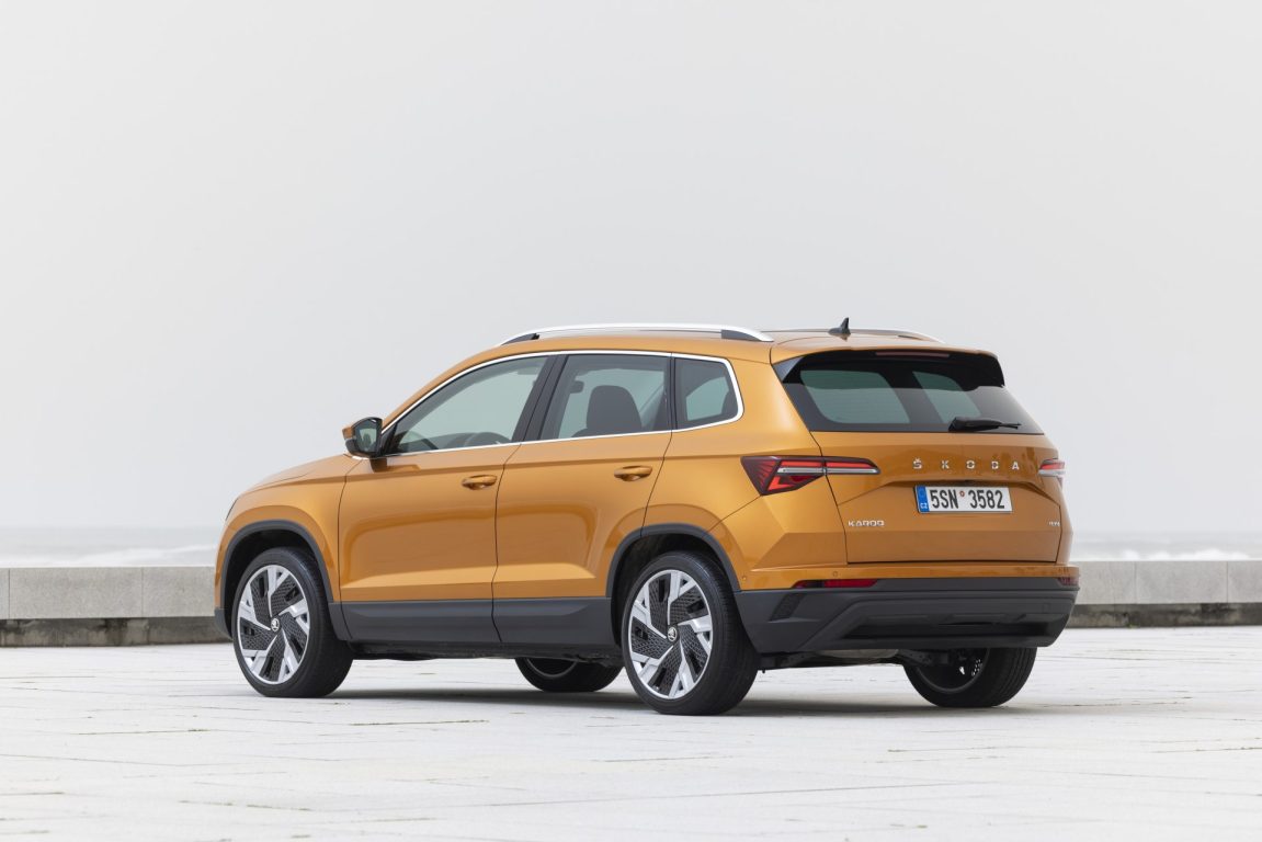 Yeni Skoda KAROQ 809.900 TL’den Türkiye’de