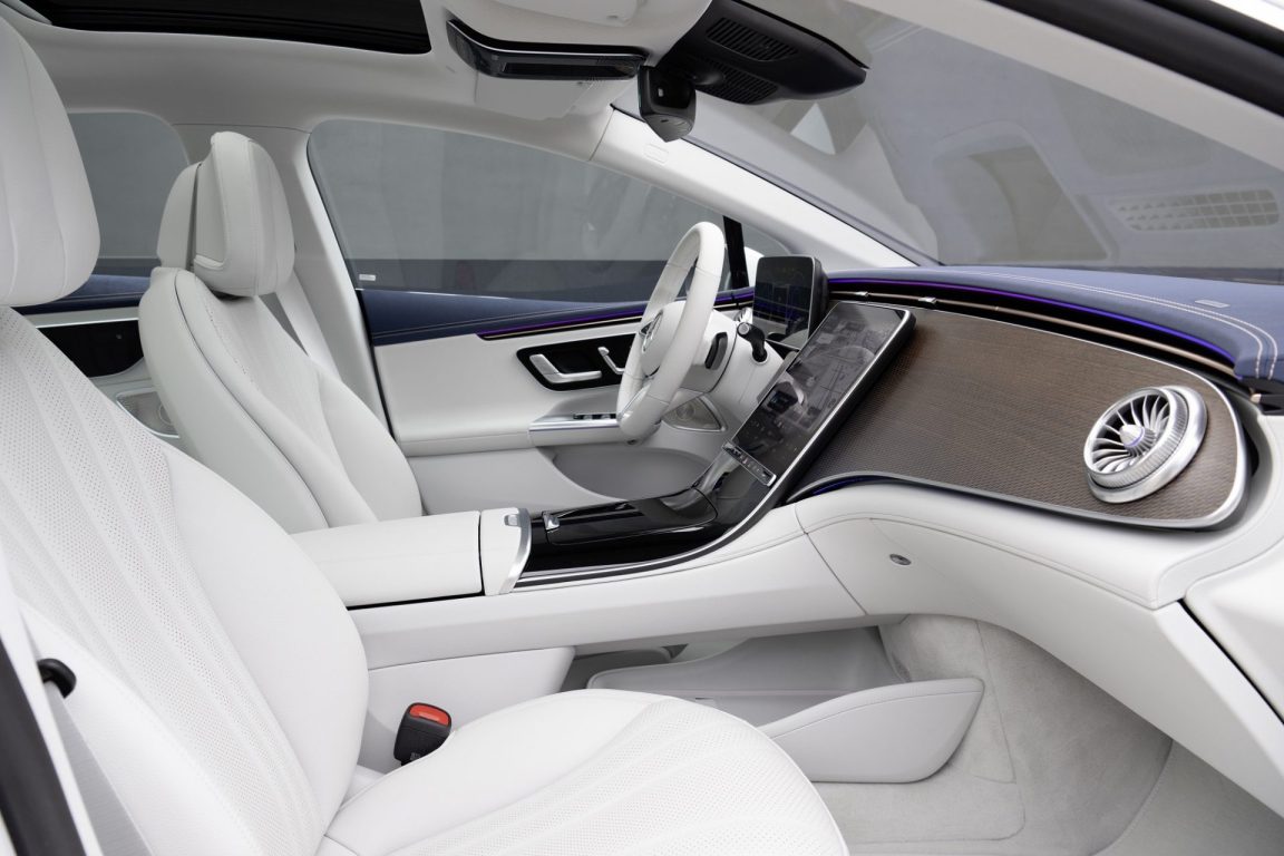 Mercedes EQE sportif elektrikli sedan satışa sunuldu