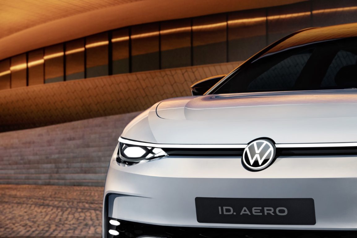 Tamamen elektrikli sedan Volkswagen ID.AERO tanıtıldı