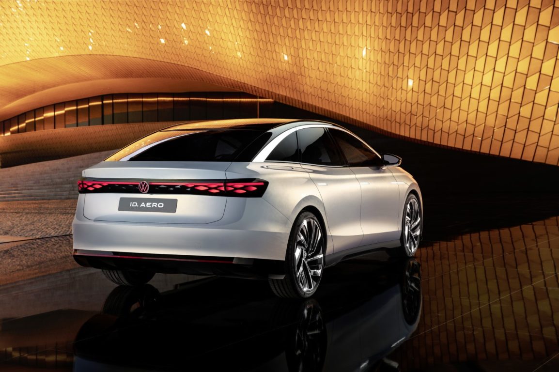 Tamamen elektrikli sedan Volkswagen ID.AERO tanıtıldı