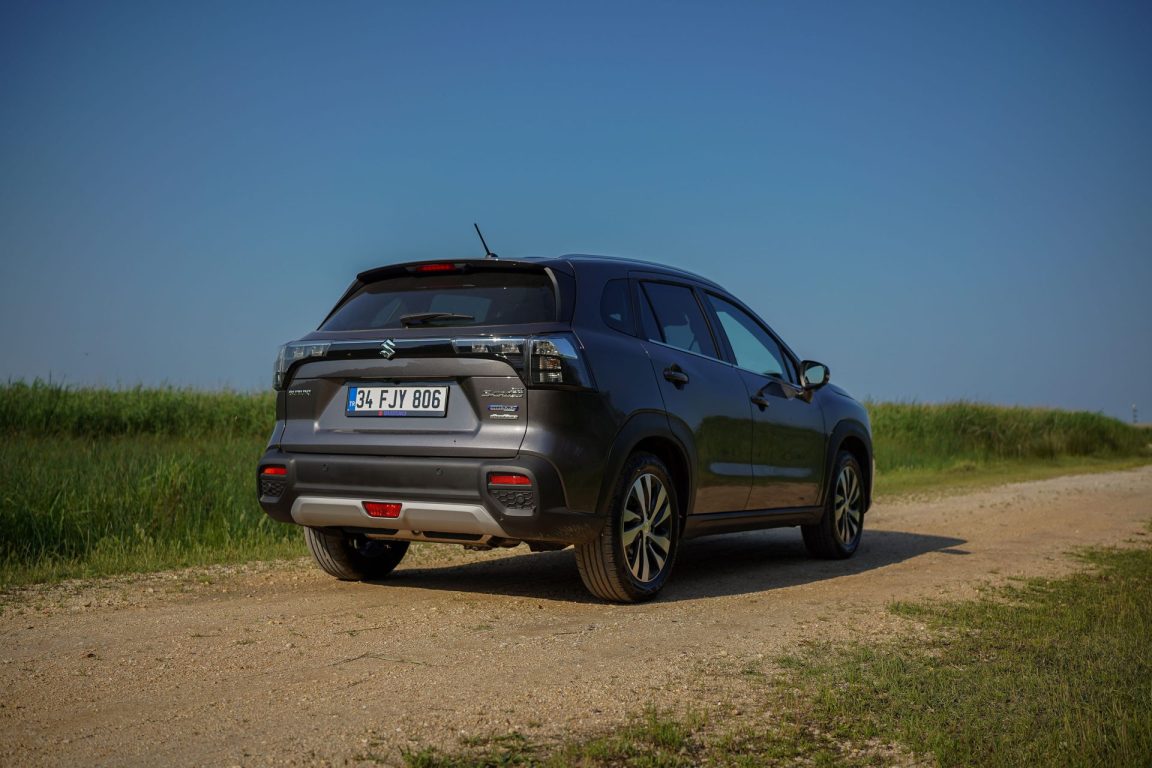 Suzuki S-Cross 759 bin TL’den başlayan fiyatlarla satışa sunuldu