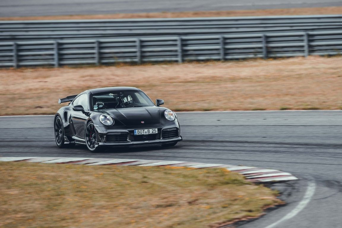 Porsche 911 Turbo S’in en hızlı hali : Brabus 820 Coupe & Cabriolet