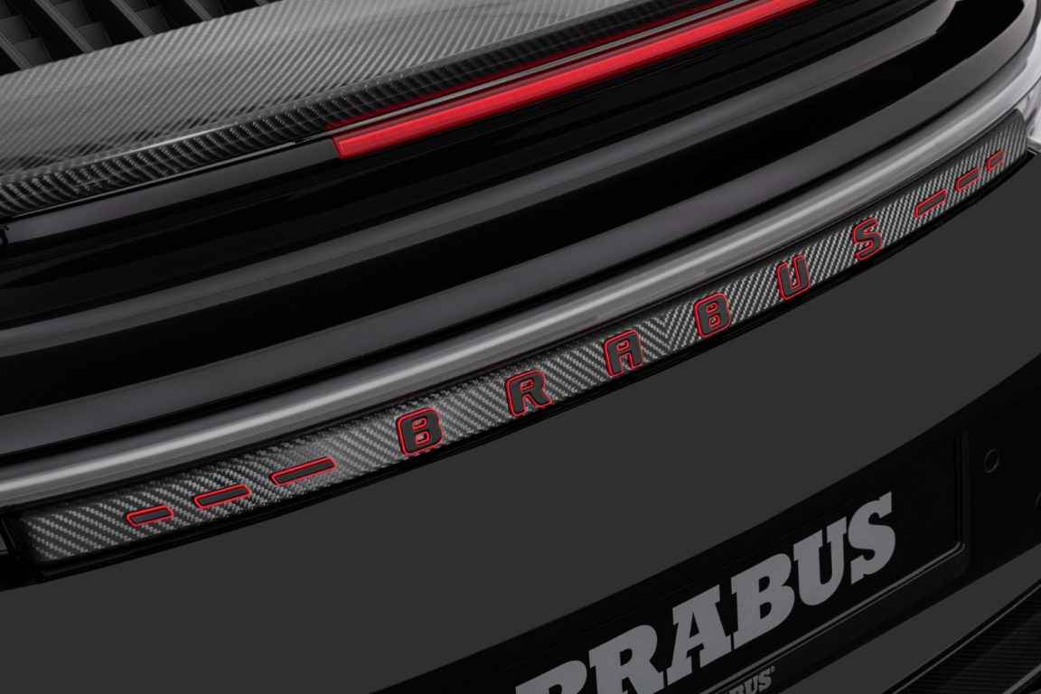 Porsche 911 Turbo S’in en hızlı hali : Brabus 820 Coupe & Cabriolet