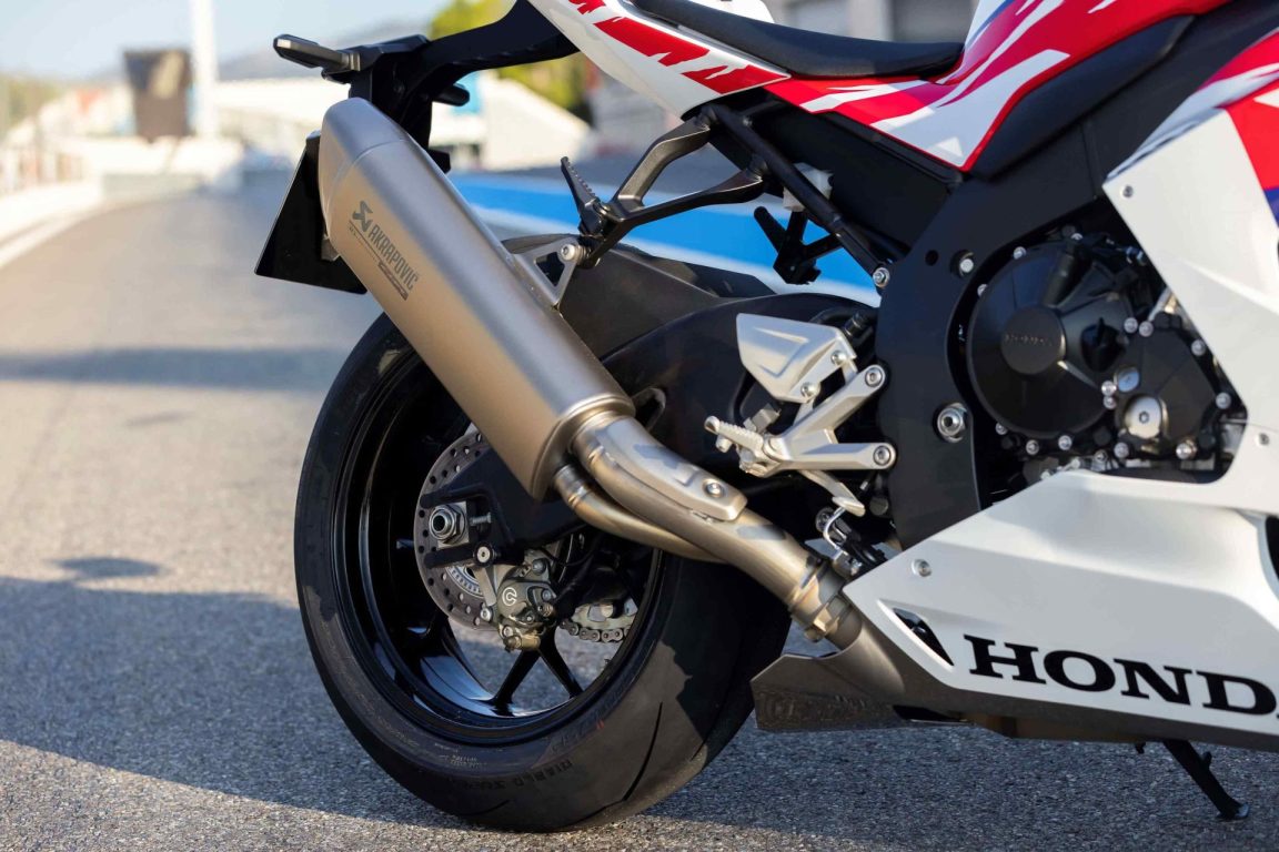 Honda CBR1000RR-R Fireblade SP modeli, 780 bin TL fiyatı ile Türkiye’de