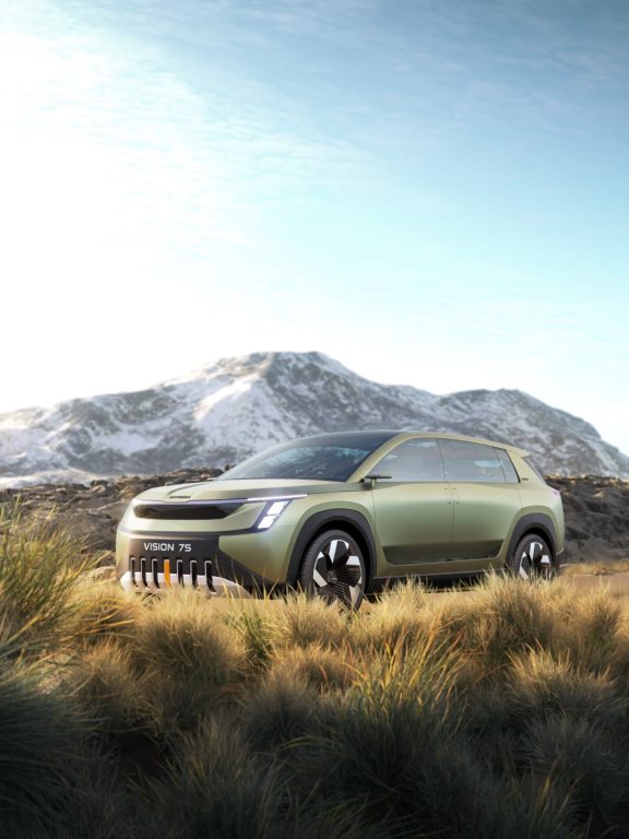 Skoda yeni marka kimliğini Vision 7S ile tanıttı