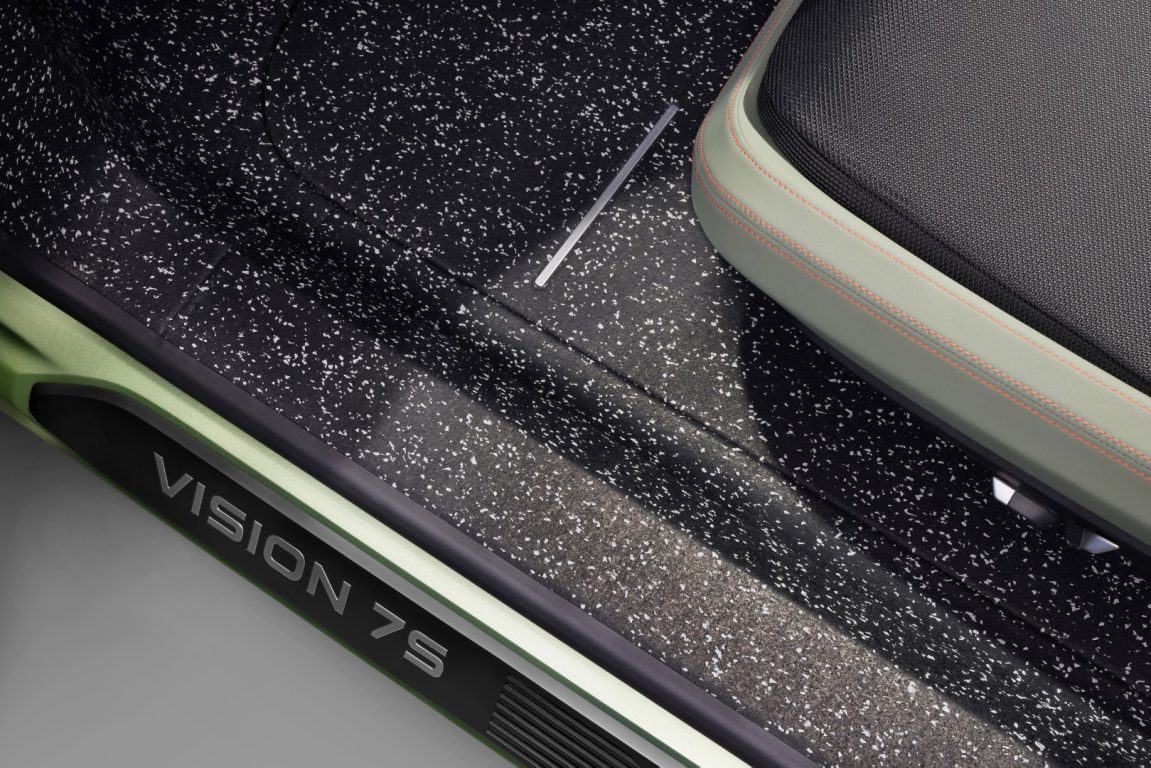 Skoda yeni marka kimliğini Vision 7S ile tanıttı