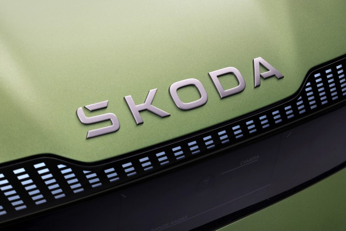 Skoda yeni marka kimliğini Vision 7S ile tanıttı