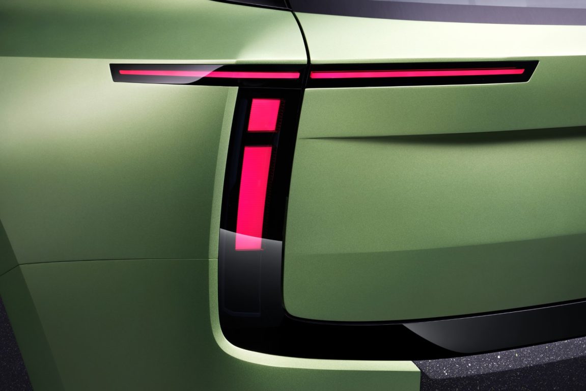 Skoda yeni marka kimliğini Vision 7S ile tanıttı