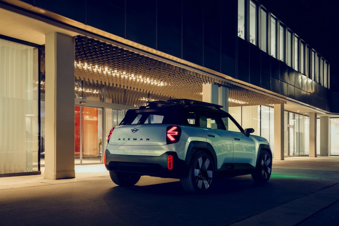 MINI Concept Aceman markanın ilk elektrikli Crossover’ı