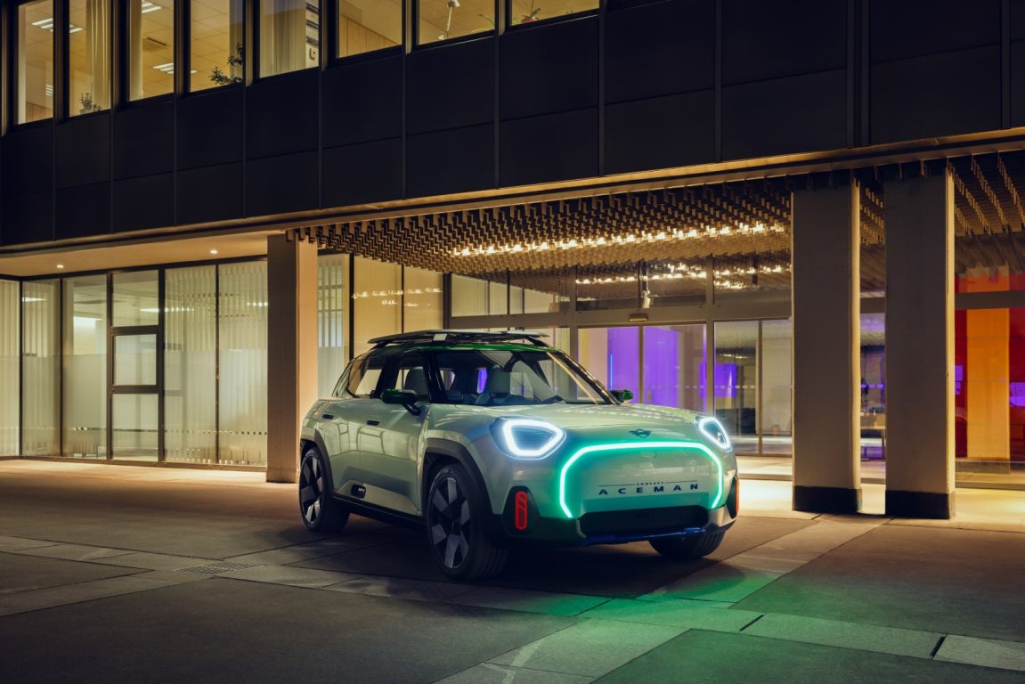 MINI Concept Aceman markanın ilk elektrikli Crossover’ı