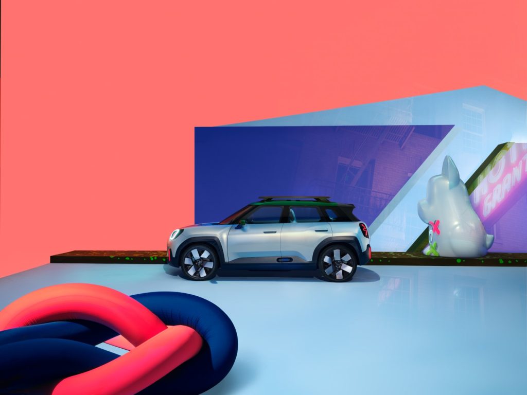 MINI Concept Aceman markanın ilk elektrikli Crossover’ı