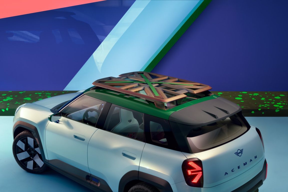 MINI Concept Aceman markanın ilk elektrikli Crossover’ı