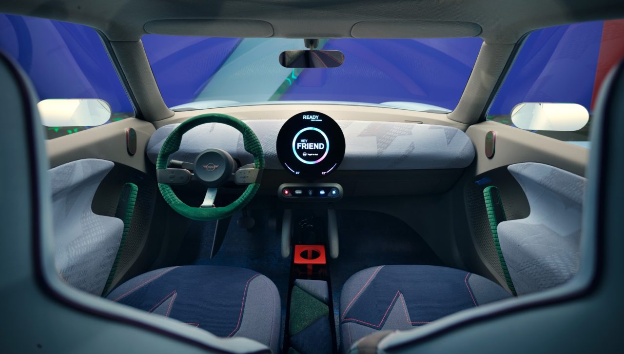 MINI Concept Aceman markanın ilk elektrikli Crossover’ı