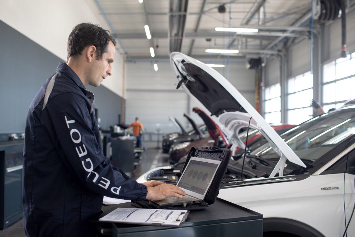 Peugeot, Citroen, Opel ve DS için mobil erişimle her şey çok kolay