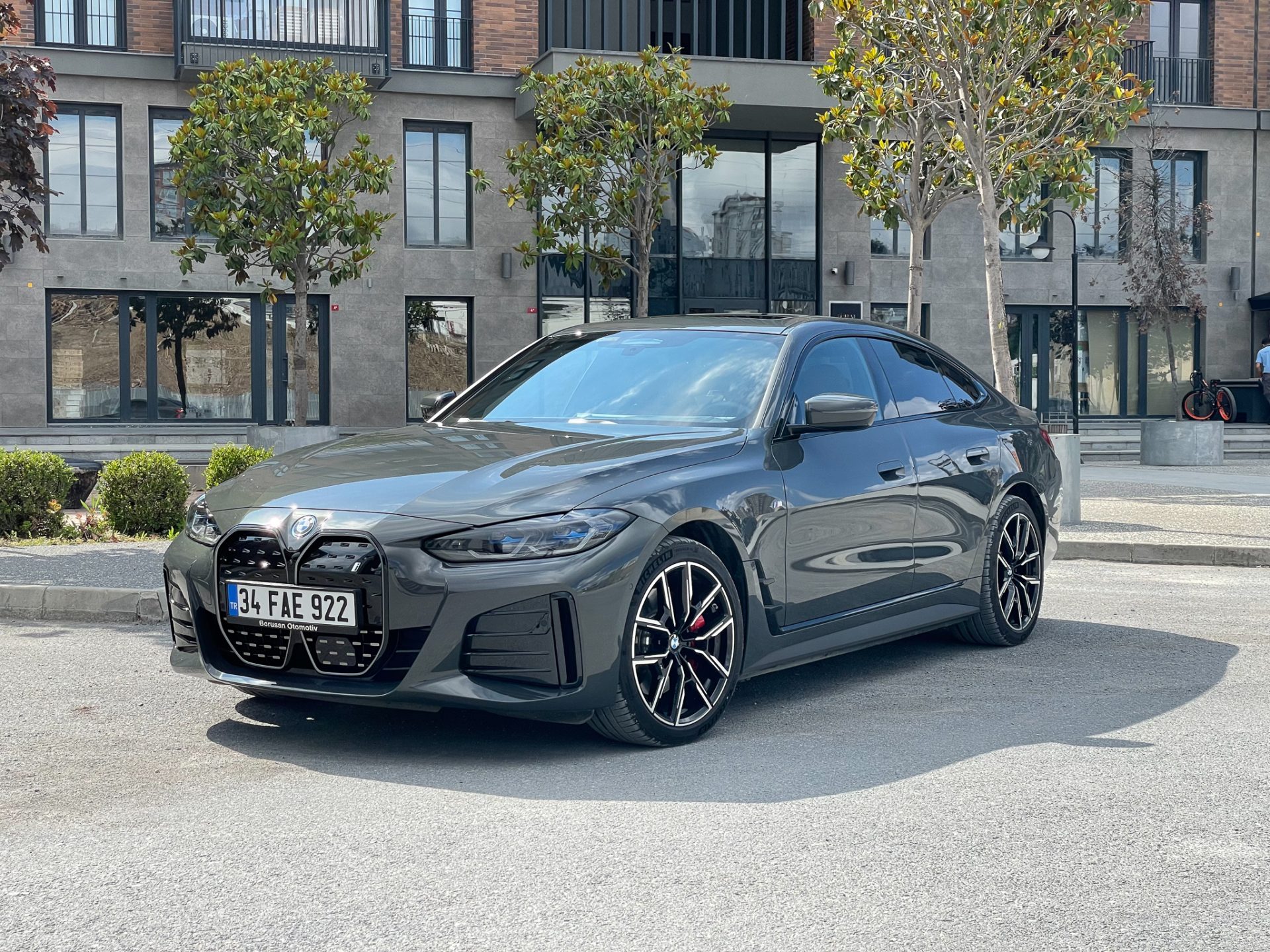 BMW i4 eDrive40 Test Sürüşü 2022