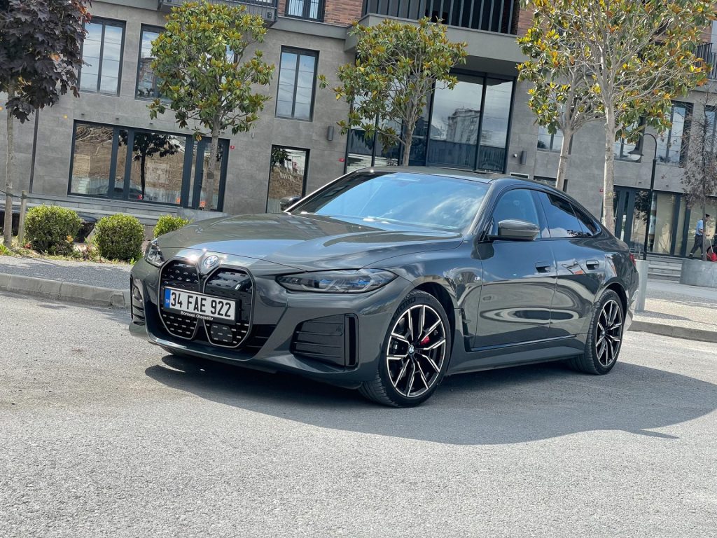 BMW i4 eDrive40 Test Sürüşü 2022