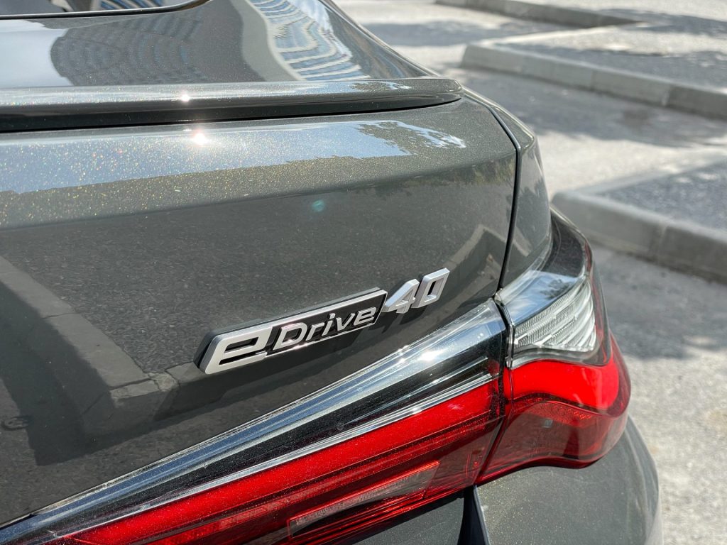 BMW i4 eDrive40 Test Sürüşü 2022