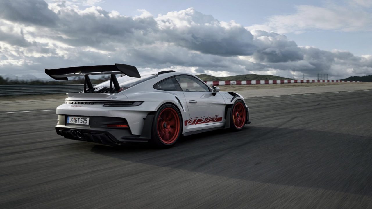 Yeni Porsche 911 GT3 RS tanıtıldı