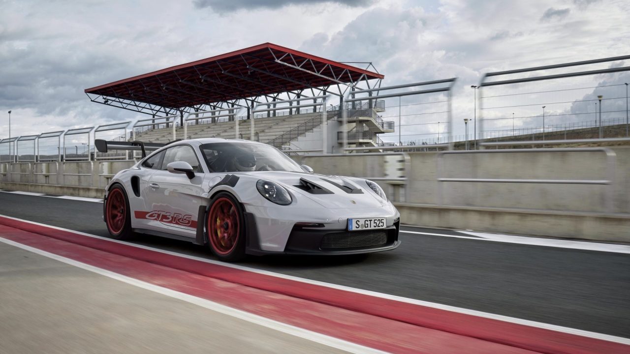 Yeni Porsche 911 GT3 RS tanıtıldı