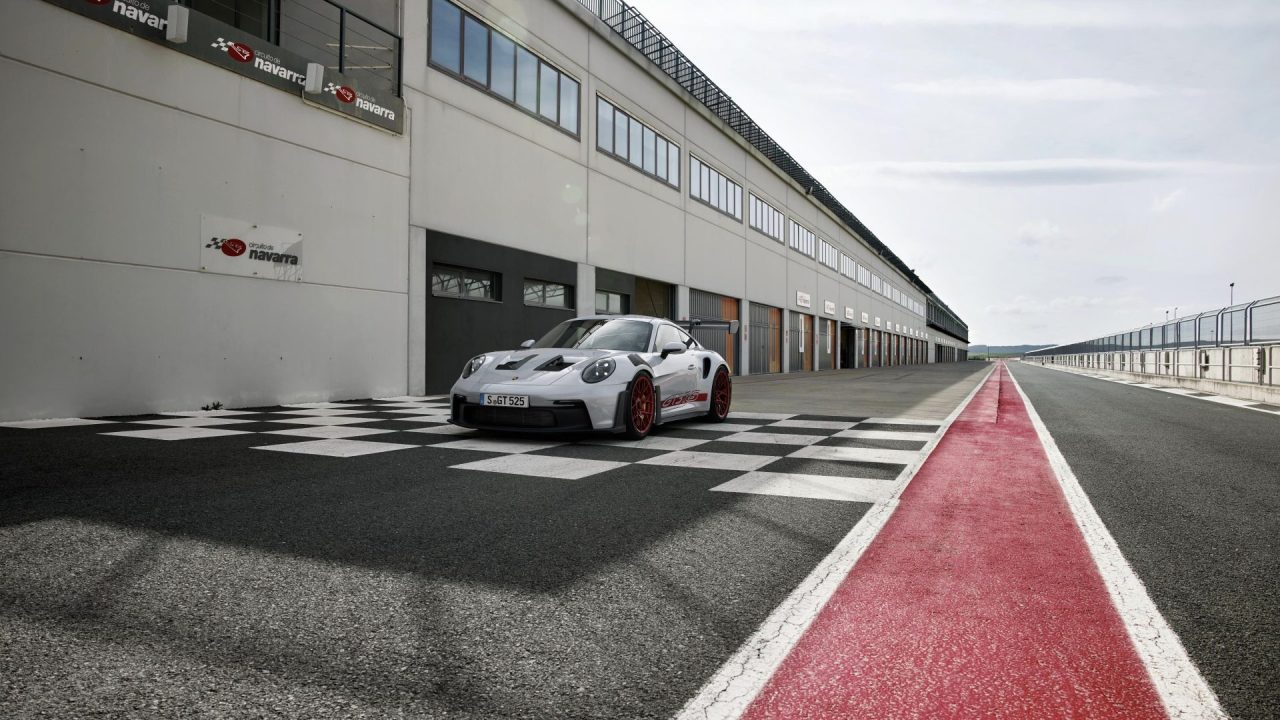 Yeni Porsche 911 GT3 RS tanıtıldı