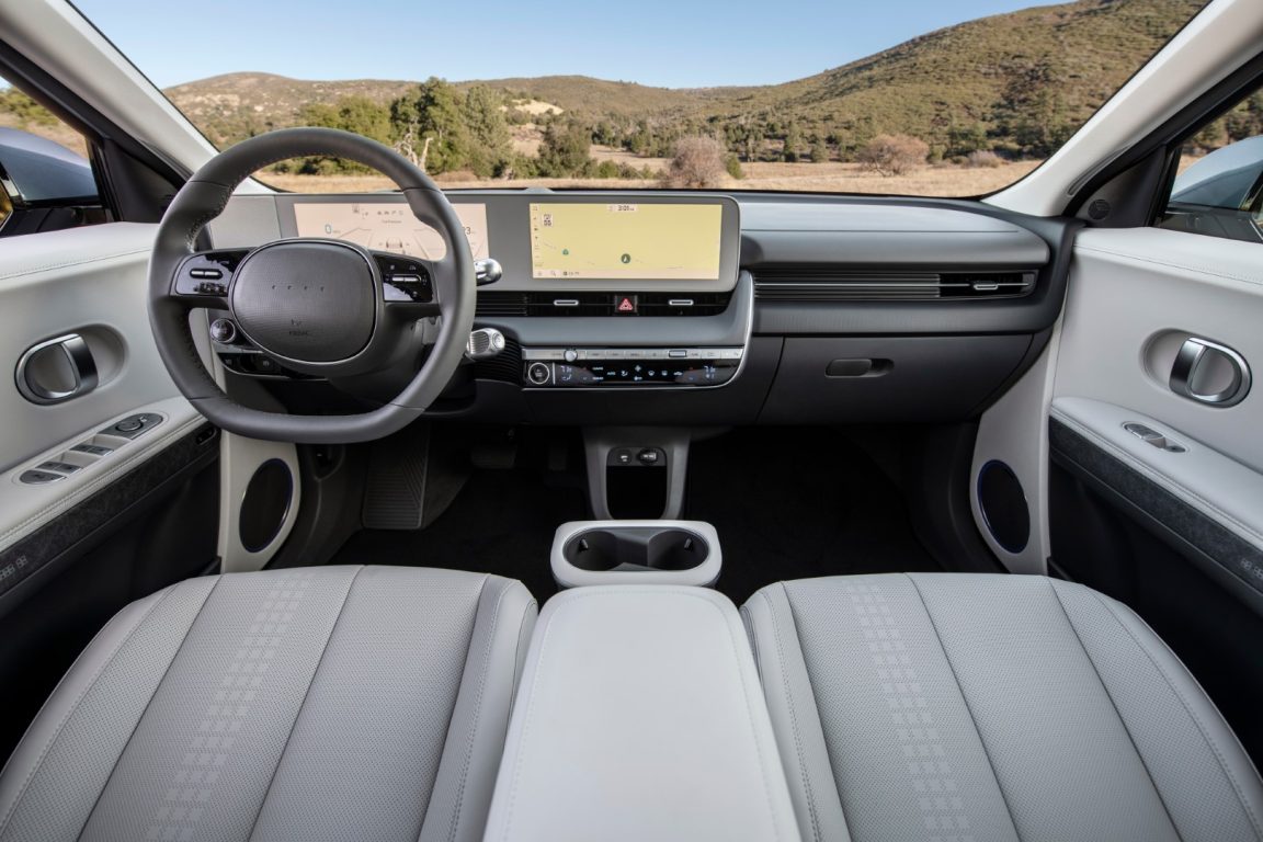 Hyundai IONIQ5 satışa sunuldu. Fiyat ne kadar? Ne kadar tüketiyor? Özellikleri Neler?
