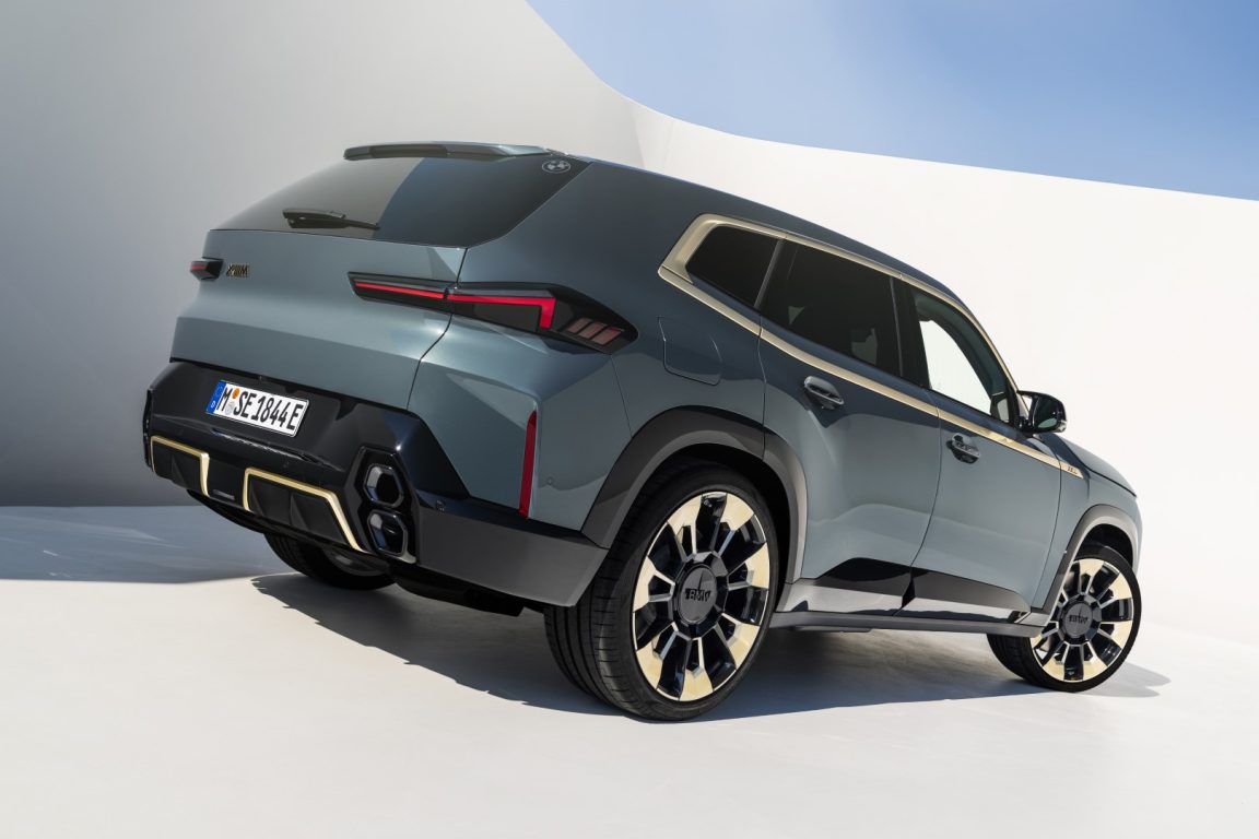 İlk Seri Üretim Hibrit Motorlu BMW XM