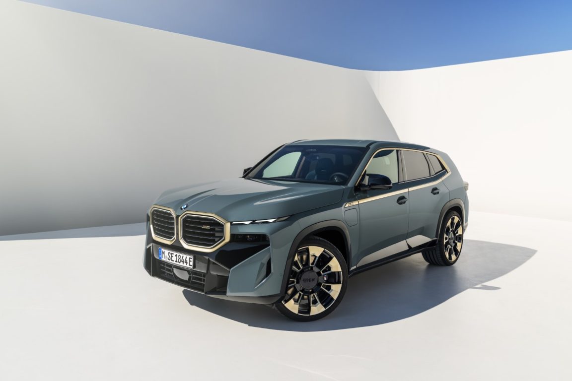 İlk Seri Üretim Hibrit Motorlu BMW XM