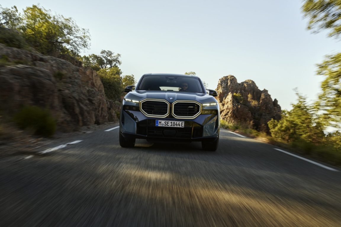 İlk Seri Üretim Hibrit Motorlu BMW XM