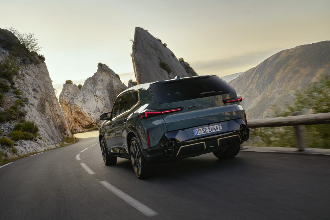 İlk Seri Üretim Hibrit Motorlu BMW XM