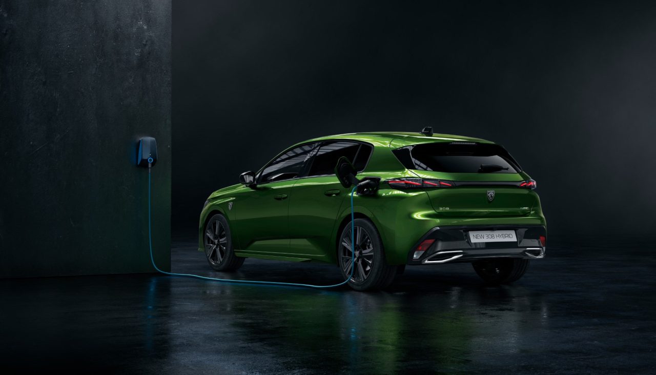 Yeni Peugeot 308 satışa sunuldu. Fiyatları Ne Kadar? 308 GT Özellikleri Neler?