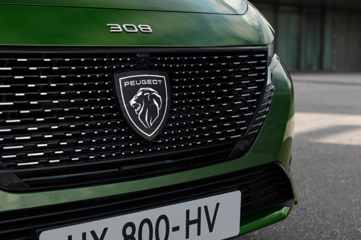 Yeni Peugeot 308 satışa sunuldu. Fiyatları Ne Kadar? 308 GT Özellikleri Neler?