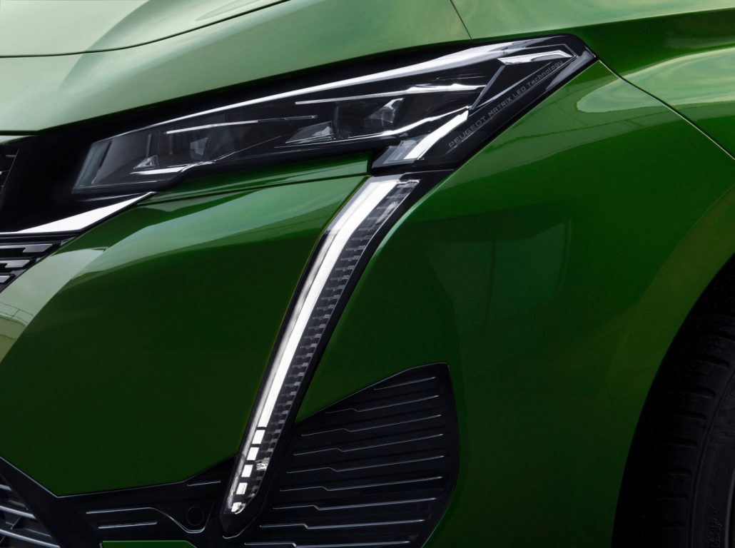 Yeni Peugeot 308 satışa sunuldu. Fiyatları Ne Kadar? 308 GT Özellikleri Neler?