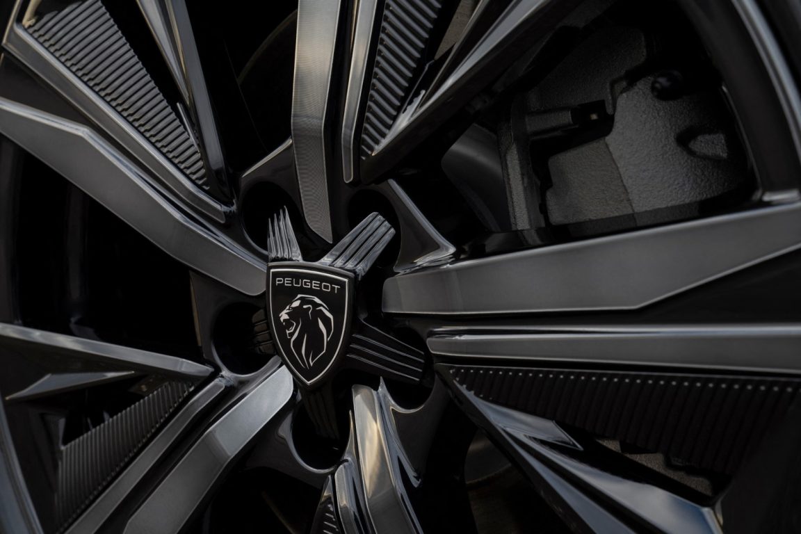 Yeni Peugeot 308 satışa sunuldu. Fiyatları Ne Kadar? 308 GT Özellikleri Neler?