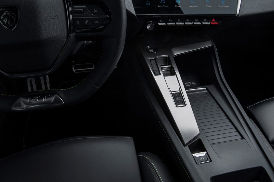 Yeni Peugeot 308 satışa sunuldu. Fiyatları Ne Kadar? 308 GT Özellikleri Neler?