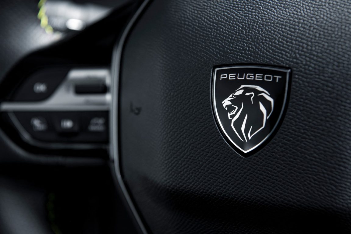 Yeni Peugeot 308 satışa sunuldu. Fiyatları Ne Kadar? 308 GT Özellikleri Neler?