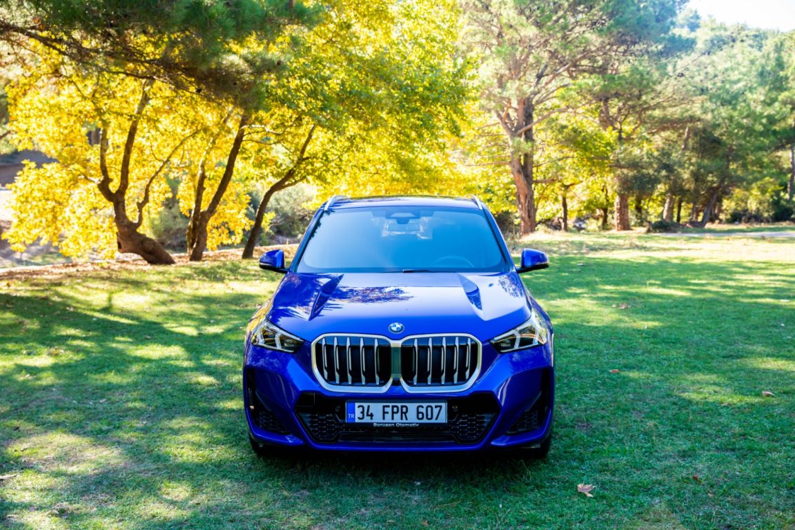 Yeni BMW X1 sıfır fiyatı ne kadar? Özellikleri Neler? Hangi Motoru Kullanıyor? Ne Kadar Yakıyor?