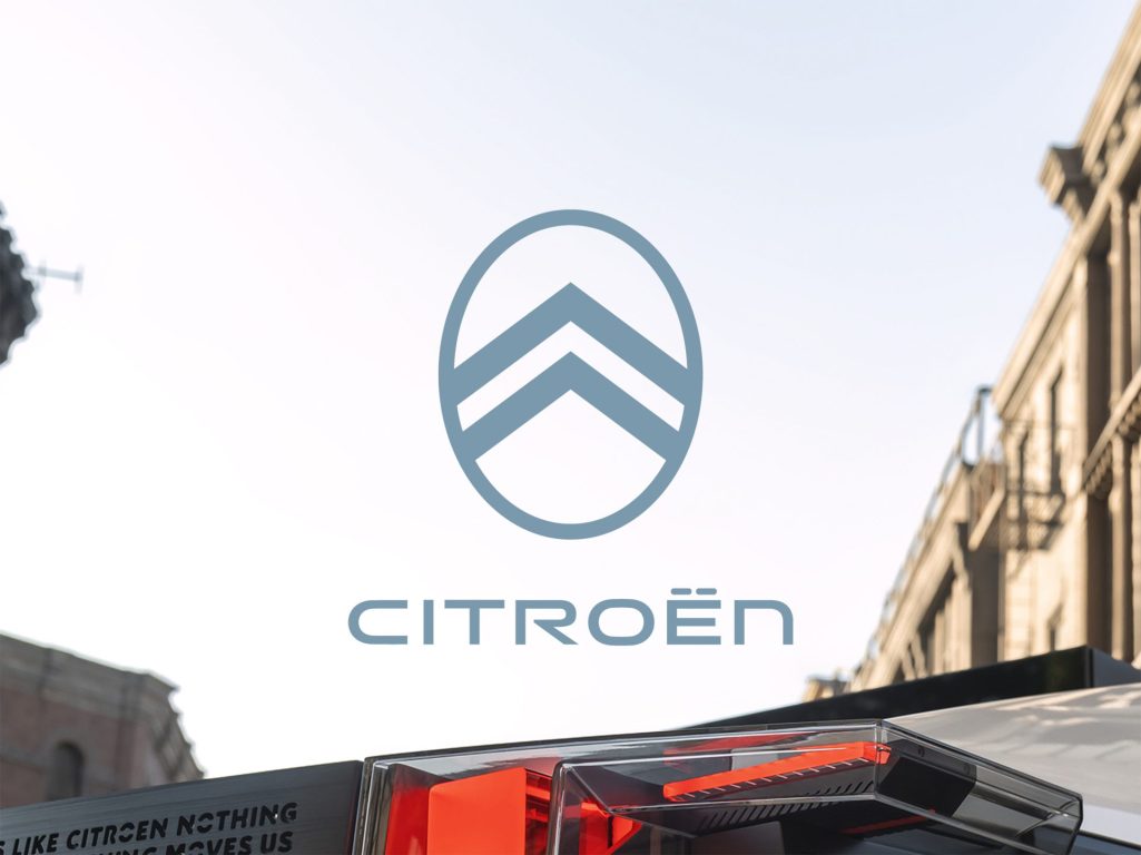 Citroen yeni marka kimliğini ve yeni logosunu tanıttı
