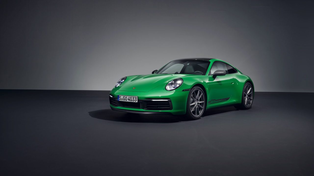 Porsche, daha hafiflemiş olan 911 Carrera T ‘yi tanıttı