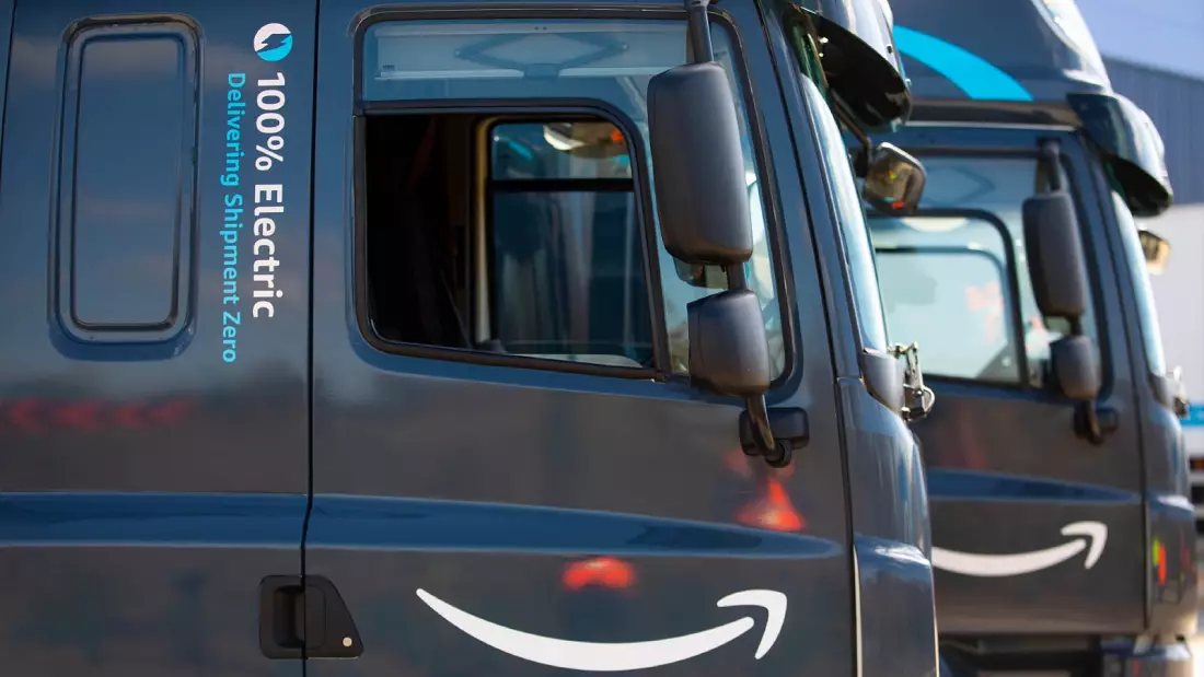 Amazon, Avrupa'da elektrikli araç filosunu ve 'mikromobilite merkezlerini' güçlendirmek için 1 milyar Euro'nun üzerinde yatırım yapacak