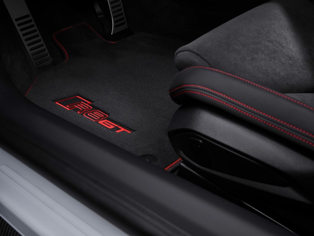 Arkadan itişli yeni Audi R8 GT, sadece 333 adet üretilecek