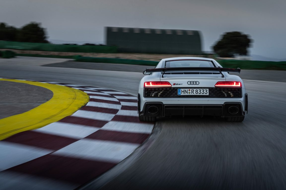 Arkadan itişli yeni Audi R8 GT, sadece 333 adet üretilecek