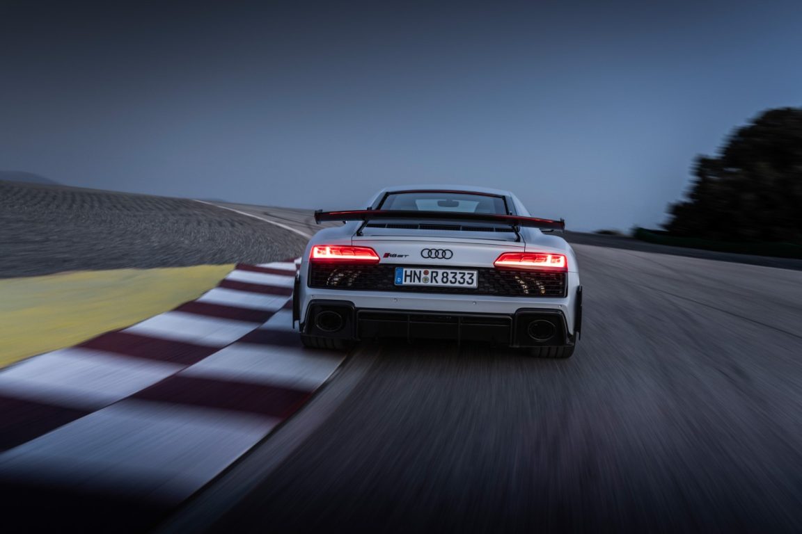 Arkadan itişli yeni Audi R8 GT, sadece 333 adet üretilecek