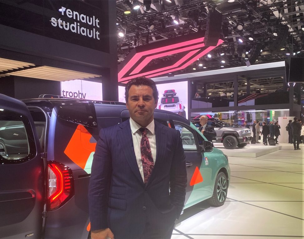 Renault’dan Paris Otomobil Fuarı yenilikleri